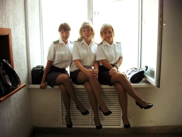 Rus Kadın Polisler Güzellikleriyle Şaşırtıyor galerisi resim 3