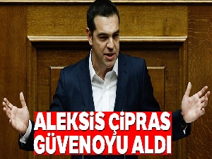 Aleksis Çipras güvenoyu aldı