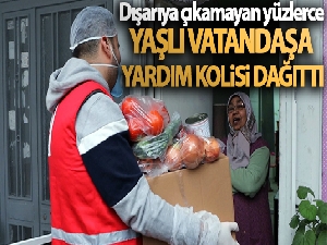 CZN Burak, dışarıya çıkamayan yüzlerce yaşlı vatandaşa yardım kolisi dağıttı