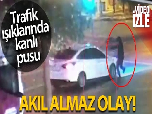 Beyoğlu'nda trafik ışıklarında silahlı saldırı kamerada