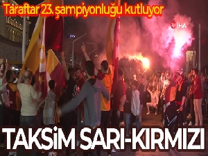 Galatasaraylı taraftarlar Taksim'e akın etti