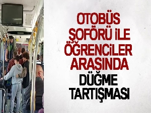 Arnavutköy'de otobüs şoförü ile öğrenciler arasında düğme tartışması kamerada
