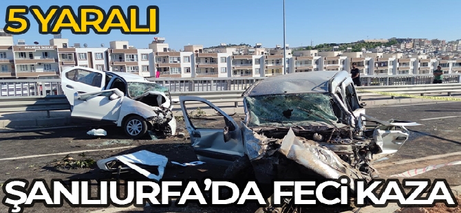 Şanlıurfa'da hafif ticari araç ile otomobil çarpıştı: 5 yaralı