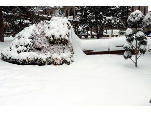 Nevşehir’de Kar Yağışı Vatandaşların Yüzünü Güldürdü