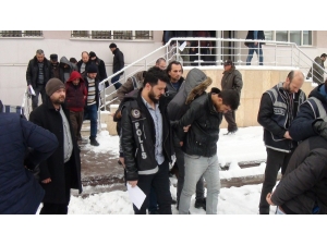 Konya’da Uyuşturucu Operasyonu: 20 Gözaltı