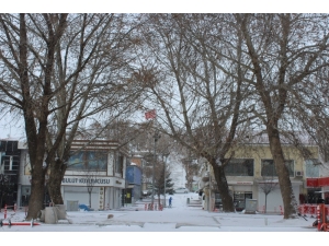 Şiddetli Tipi Kırşehir’de 76 Köy Bağlantısını Kesti
