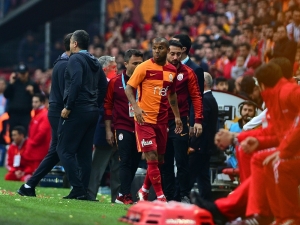 Galatasaray’da Zorunlu Değişiklik