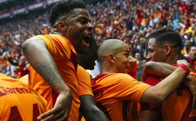 Derbide Kazanan Galatasaray! Zirveyi Bırakmadı