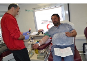 Şuhut’ta Kan Bağış Kampanyasına Katılım Yoğun Oldu