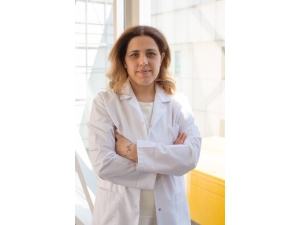Yrd. Doç. Dr. Jale Özdemir’den Göğüs Büyütme Ameliyatları Sonrası Güneş Uyarısı