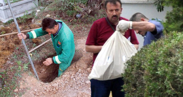 Kastamonu'da Vahşice Öldürülen Aile, Bebek Mezarı Büyüklüğündeki Bir Alana Defnedilecek