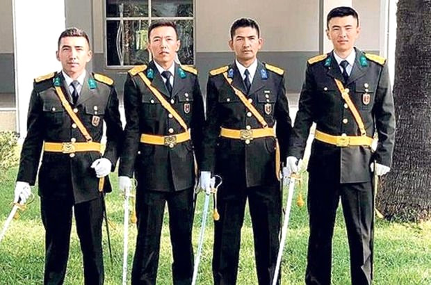 Tsk'da Bir İlk! Kırgız Türklerinin Yaşadığı Korucu Köyündeki 4 Vanlı Genç Orduya Katıldı