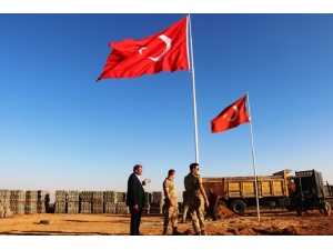 Suriye Sınırına 9. Dev Türk Bayrağı Dikildi