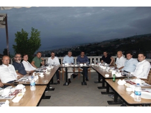 Hekimoğlu Trabzon Fk Haftalık Toplantısını Tarihi Binada Yaptı