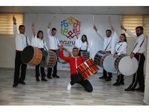 Mazruna Halk Dansları Ekibi Türkiye’yi Temsil Edecek