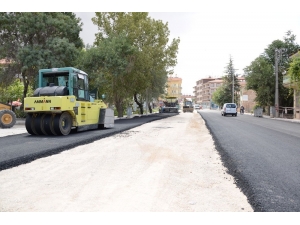 Konya Büyükşehir, Ilgın’da Prestij Cadde Yatırımlarını Sürdürüyor