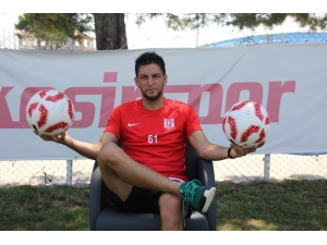 Balıkesirspor Kaptanı Transfer Söylentilerine Noktayı Koydu: