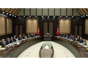 Cumhurbaşkanlığı Kabinesi, Cumhurbaşkanı Recep Tayyip Erdoğan Başkanlığında Cumhurbaşkanlığı Külliyesinde Toplandı.