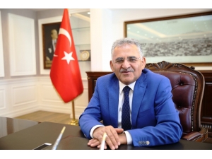 Başkan Büyükkılıç Dünya Şampiyonu Ali Doğan’ I Tebrik Etti