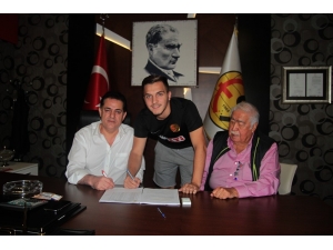 Erdon Daci Eskişehirspor’da