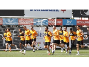 Galatasaray, Akhisarspor Maçı Hazırlıklarını Sürdürdü