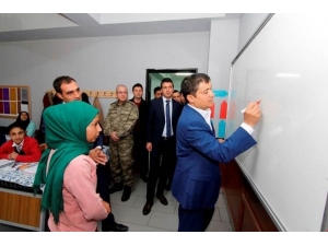 Kaymakam Mehmetbeyoğlu’ndan Okul Ziyaretleri