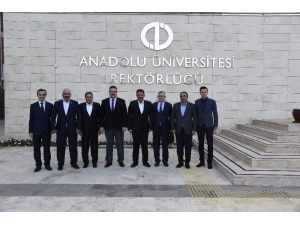 Anadolu Üniversitesi Rektörü Çomaklı’ya Ziyaretler