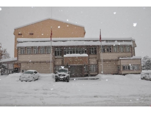 Muş’ta Eğitime Kar Tatili