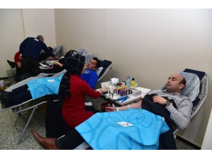 Ankara Büyükşehir Personelinden Gönüllü Kan Bağışı