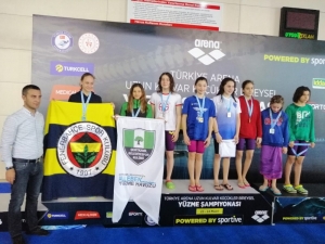 Antalyaspor Yüzme Takımı 4 Madalya İle Döndü