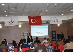 Mardin’de Sağlık Personellerine Akılcı İlaç Kullanımı Anlatıldı