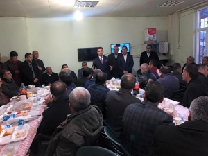 Belediye Çalışanlarından Başkan Vekili Alibeyoğlu’na Veda Yemeği