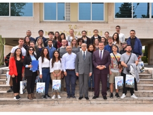 Vali Su, 12 Farklı Ülkeden Gençlik Liderlerini Ağırladı