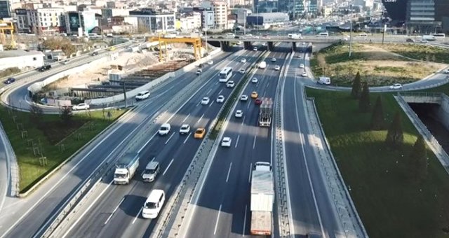 Büyük Göç'te Sona Gelindi! İstanbul'da Kapatılan Tüm Yollar Trafiğe Açıldı