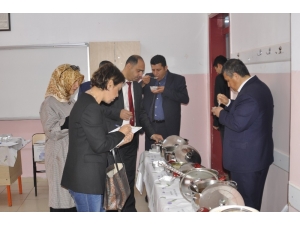 Nizip’te Yöresel Yemekler Yarıştı