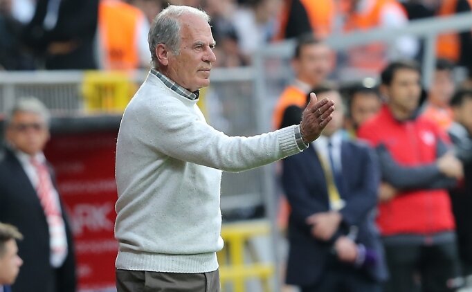 Mustafa Denizli: 