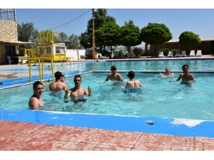 Havuz Sezonu İnönü Pınarbaşı’nda Açıldı