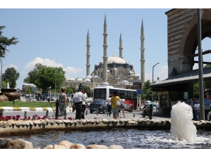 Mimar Sinan’ın ‘Ustalık Eseri’ Selimiye’ye Ziyaretçi Akını