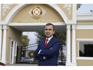 Naim Babüroğlu: “Türkiye S-400 Alımında Kararlıysa ’Mütekabiliyet Esası’ Kapsamında Adım Atmalı”
