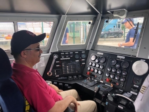 Vali Çeber, Sahil Güvenlik Botu İle Denize Açılarak Çalışmalar Hakkında Brifing Aldı