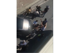 E-5 Karayolunda Kazazedeler Birbirine Girdi Polis Silah Çekti