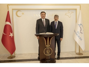 Kırgız Büyükelçisi Omuraliyev’den Vali Bilmez’e Ziyaret