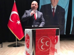 Mhp’li Başkan Silahını Temizlerken Kendisini Vurdu
