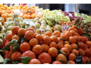 Malatya’da Patlıcan Fiyatı Yükseldi, Portakal Fiyatı Düştü
