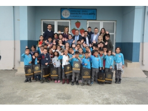 ‘Kardeş Okuluma Hediye’ Projesi Bakırlık İlkokulu’nda Yapıldı