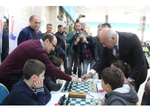 Söke’de Satranç Turnuvası Düzenlendi