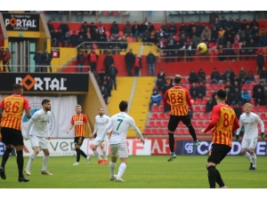 Süper Lig: Hes Kablo Kayserispor: 2 - Konyaspor: 2 (Maç Sonucu)