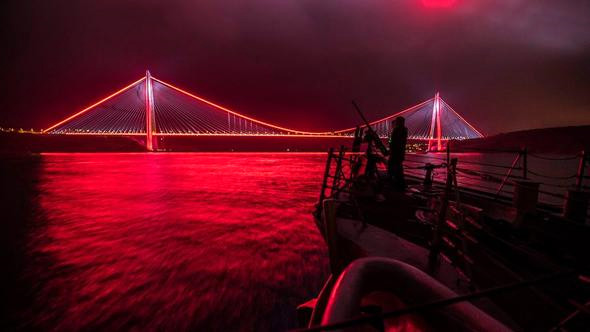 Abd Donanması Yavuz Sultan Selim Köprüsü'nün Fotoğrafını Paylaştı