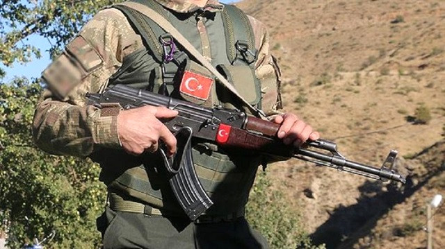 Bitlis'ten Acı Haber! Mayına Basan Güvenlik Korucusu Şehit Oldu