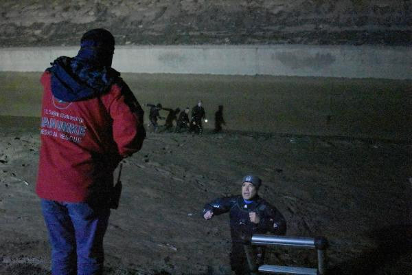 Van'da Kaybolan 8 Yaşındaki Çocuk Için Baraj Kapakları Kapatıldı, Polis Ve Jandarma Seferber Oldu